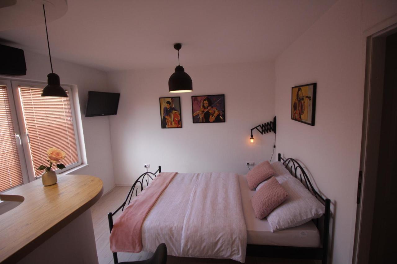 La Paloma Blanca Apartment Tuzla Bagian luar foto
